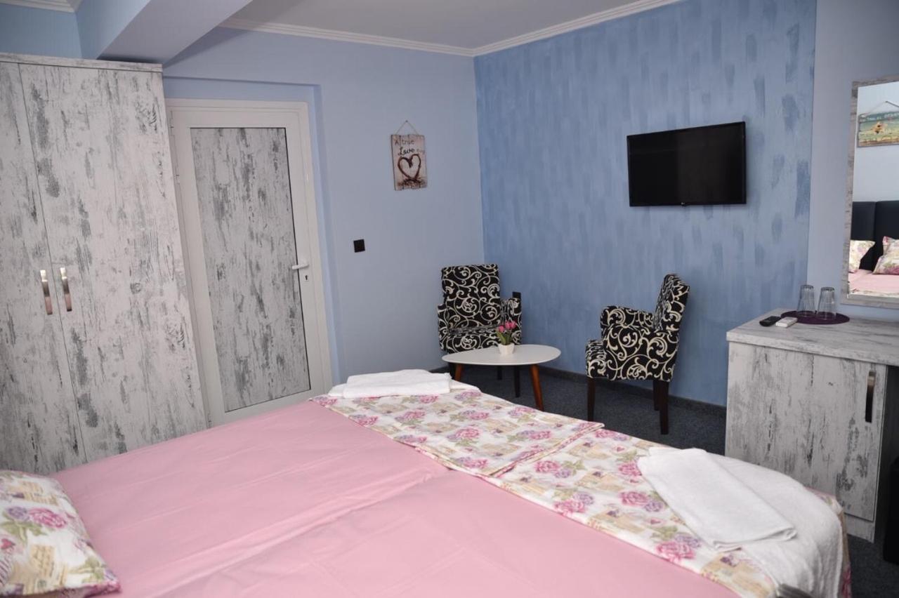 Studios Amigo Veliko Tărnovo Esterno foto