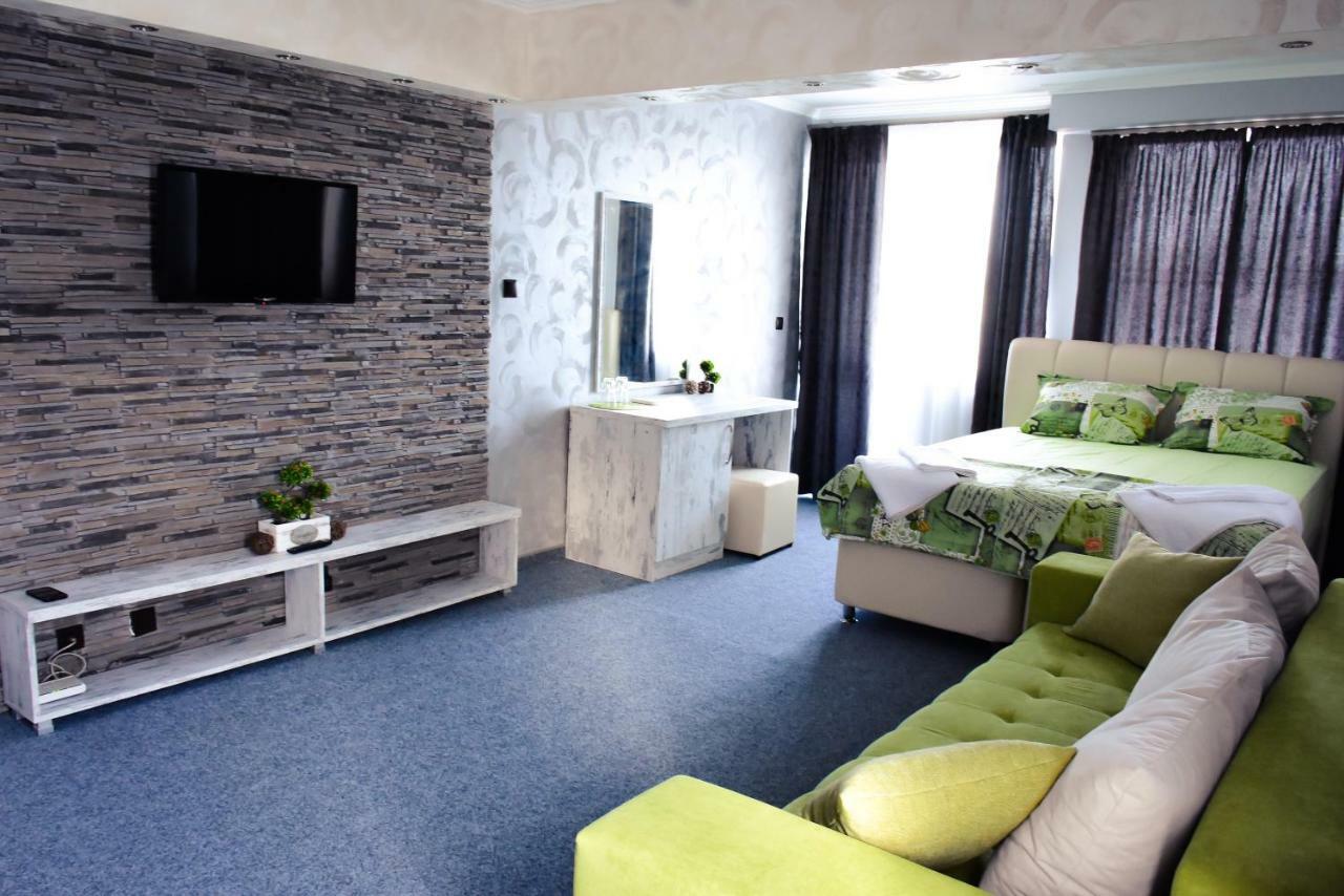 Studios Amigo Veliko Tărnovo Esterno foto
